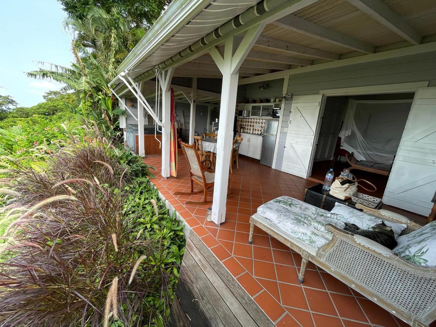 Beausejour Guest House ポワント・ノワール エクステリア 写真
